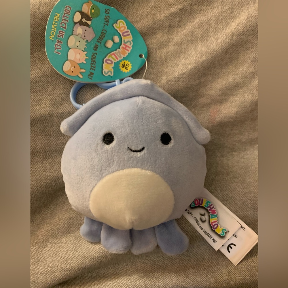 Stacy the squid Squishmallow clip!HTF✨